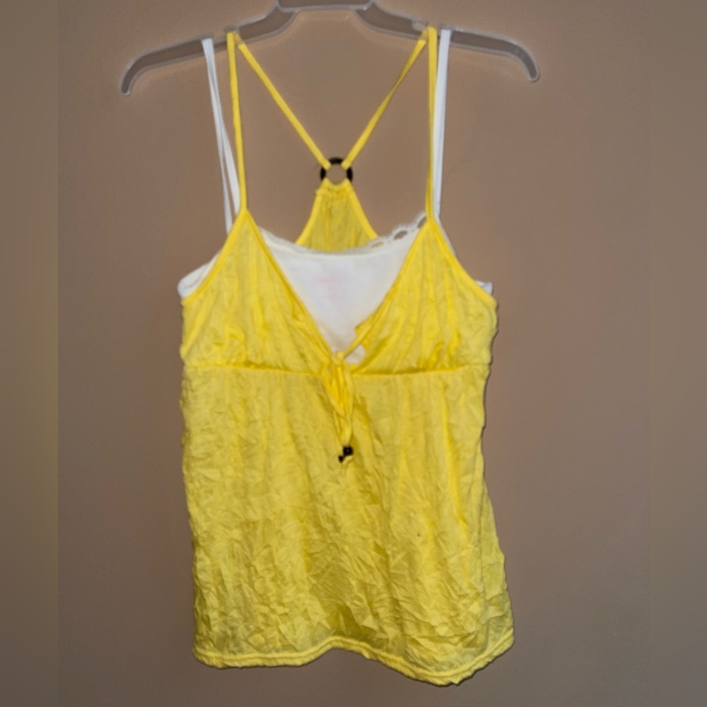 Women’s tank top.